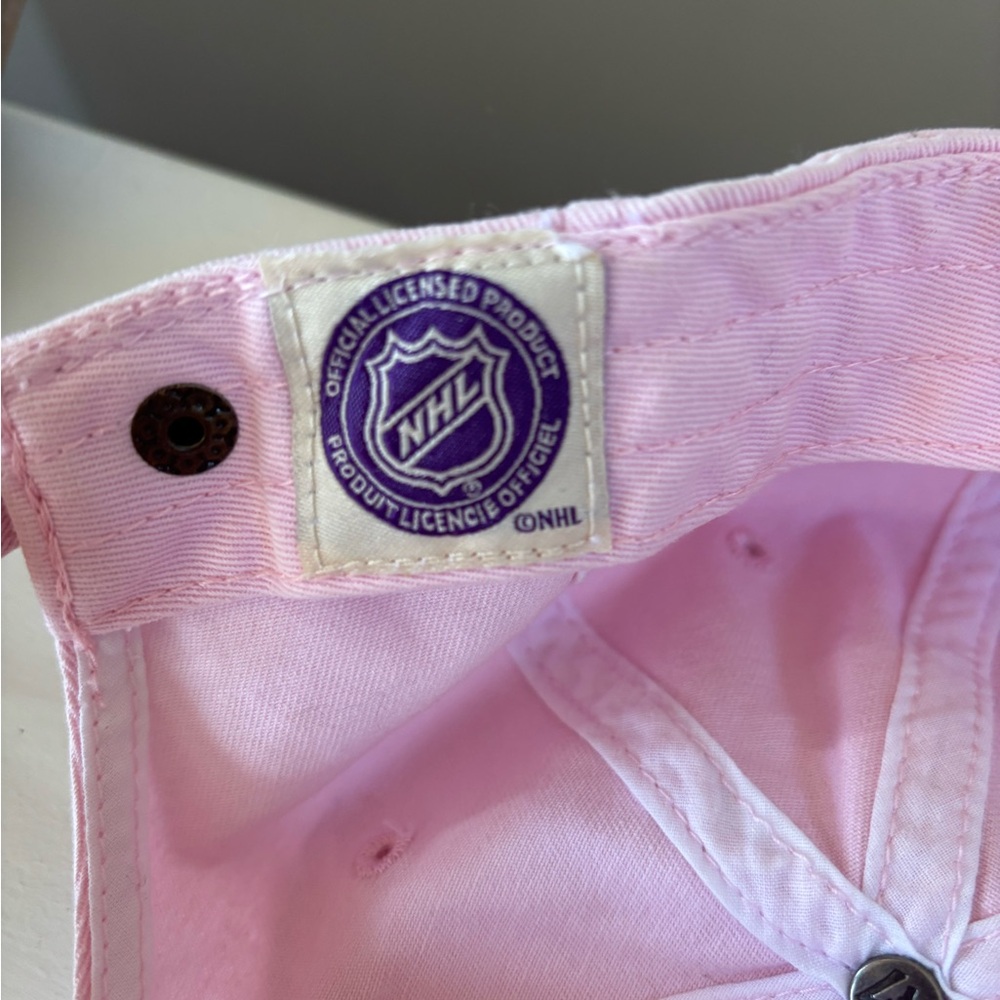 Pink Embroidered Women's Cap - Picture 6 of 6